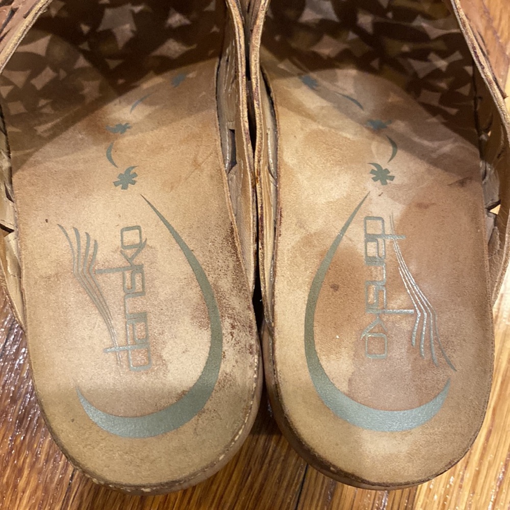 Dansko Clarissa Leather Floral Cutout clogs/sandals - Picture 5 of 9